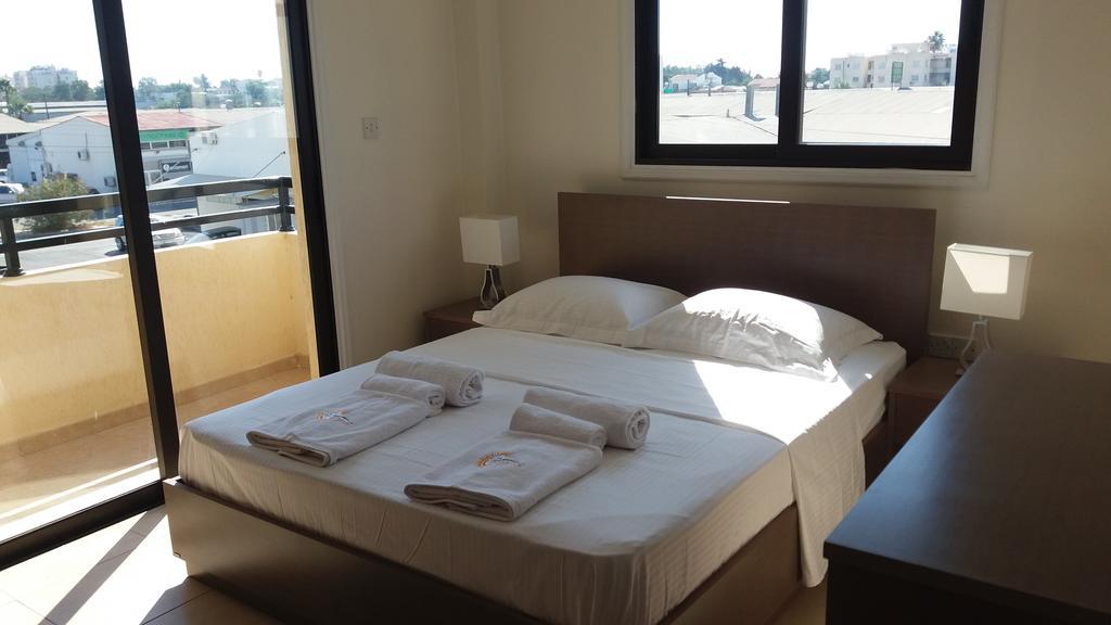 202 Mandritis Court Apartment Ларнака Екстериор снимка