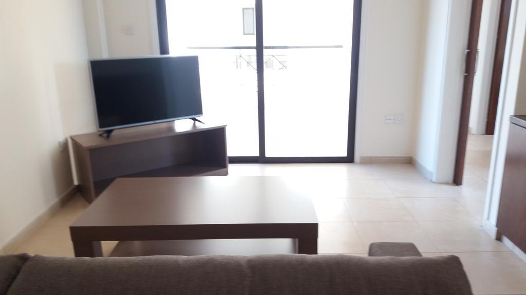 202 Mandritis Court Apartment Ларнака Екстериор снимка